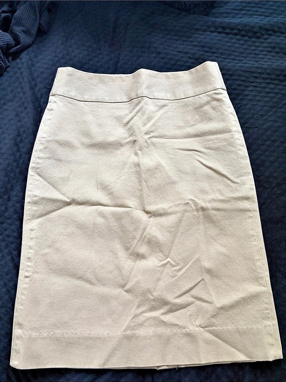 Banana Republic A-Line Skirt in Beige Size 2